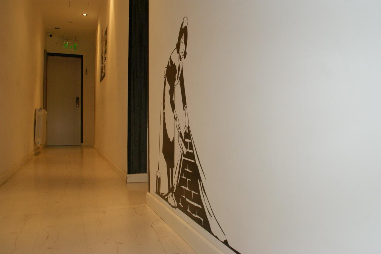 Hostal Jq Madrid 1 ภายนอก รูปภาพ