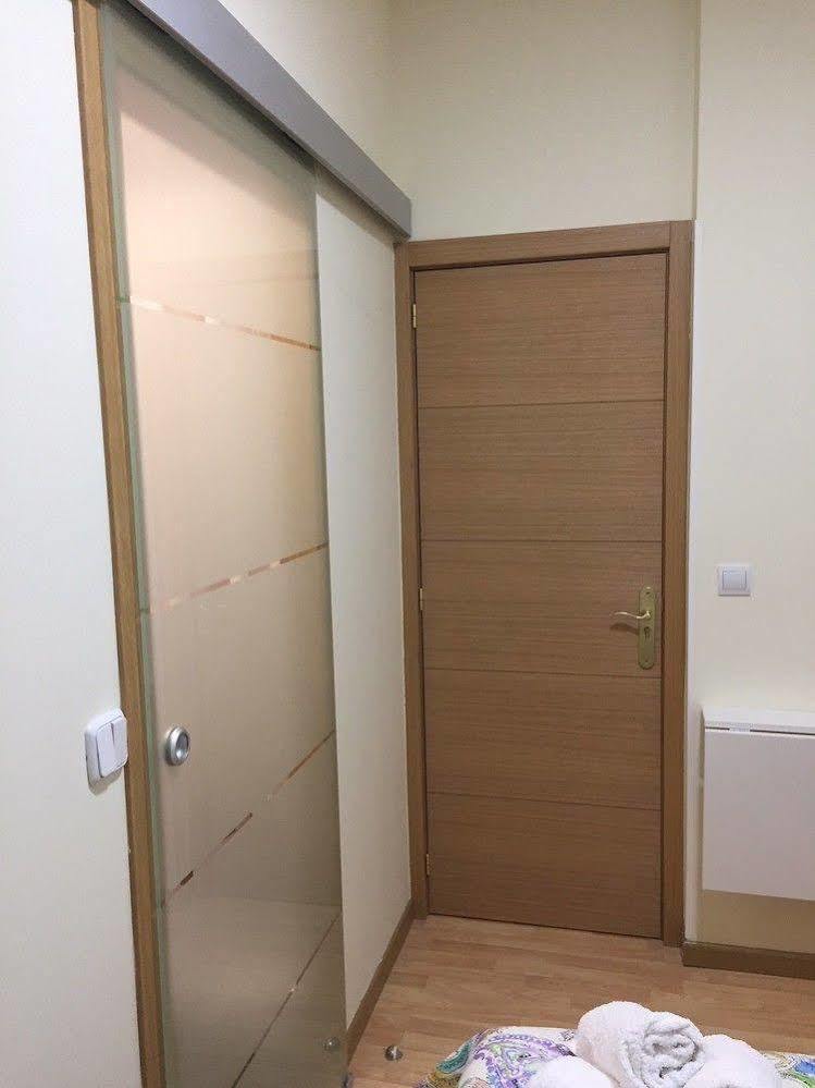 Hostal Jq Madrid 1 ภายนอก รูปภาพ