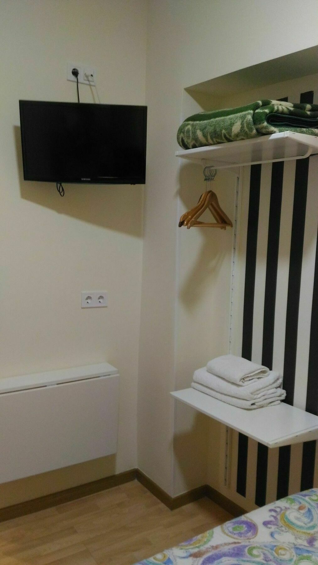 Hostal Jq Madrid 1 ภายนอก รูปภาพ