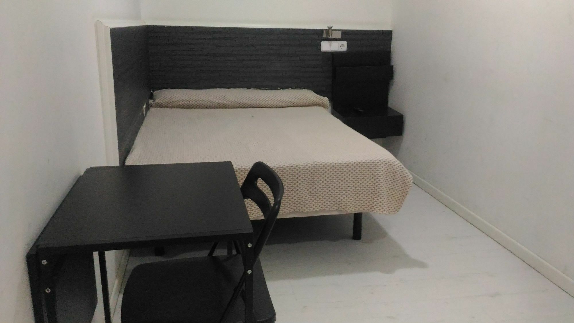 Hostal Jq Madrid 1 ภายนอก รูปภาพ