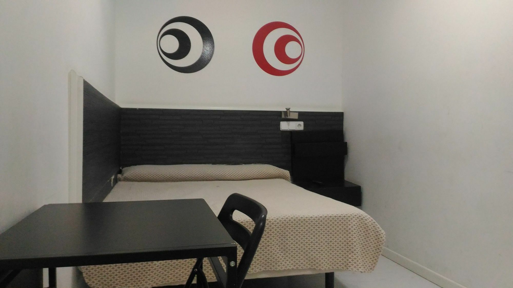 Hostal Jq Madrid 1 ภายนอก รูปภาพ
